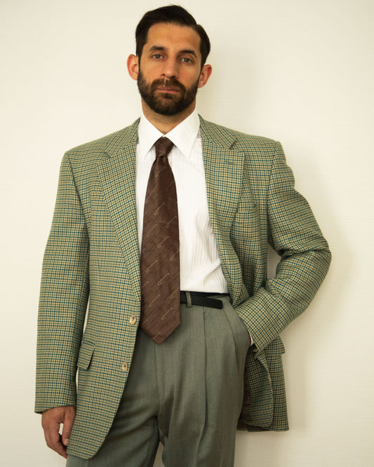 Houndstooth Wool Suit (50)