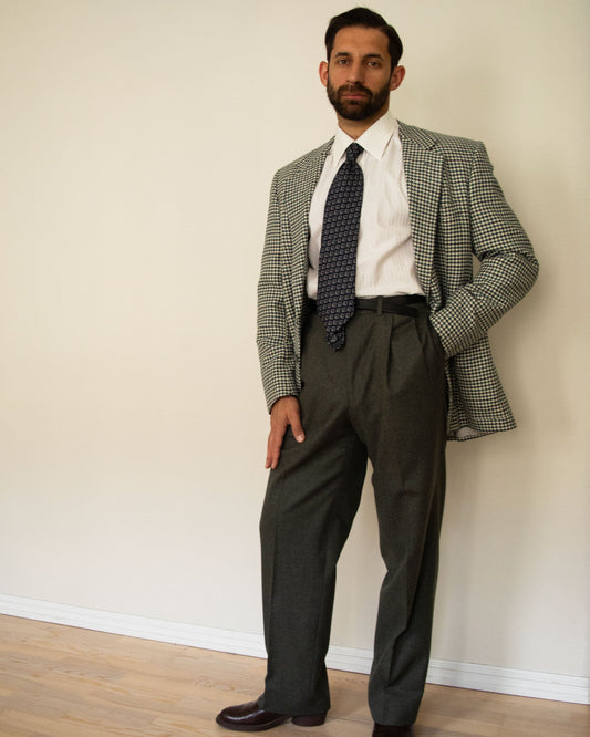 Houndstooth Wool Suit (50)