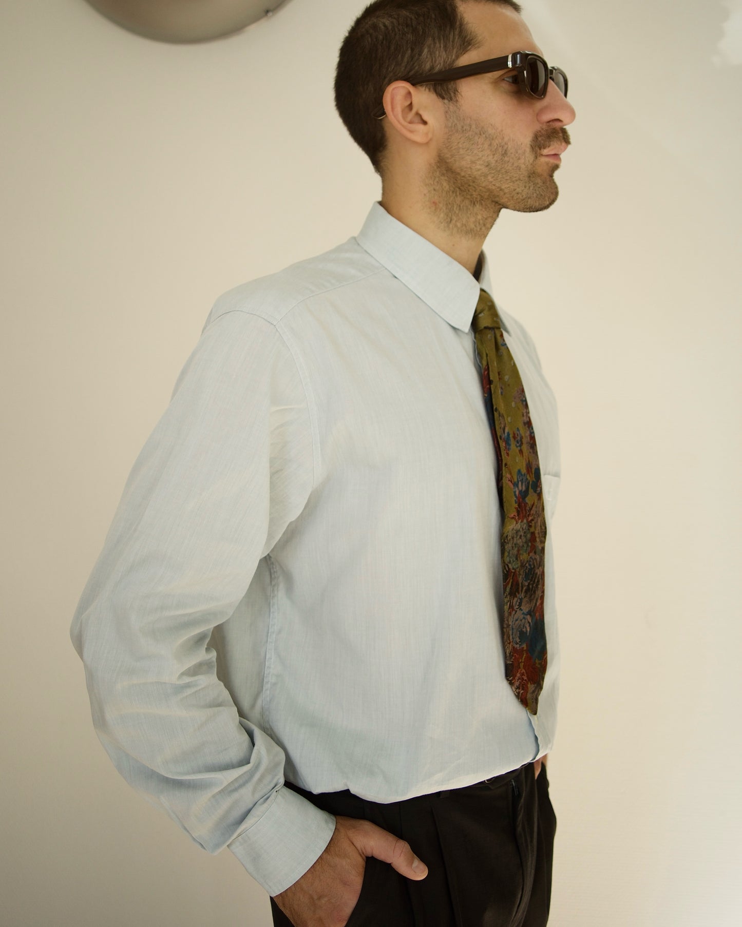 Classic Collar Shirt (L)