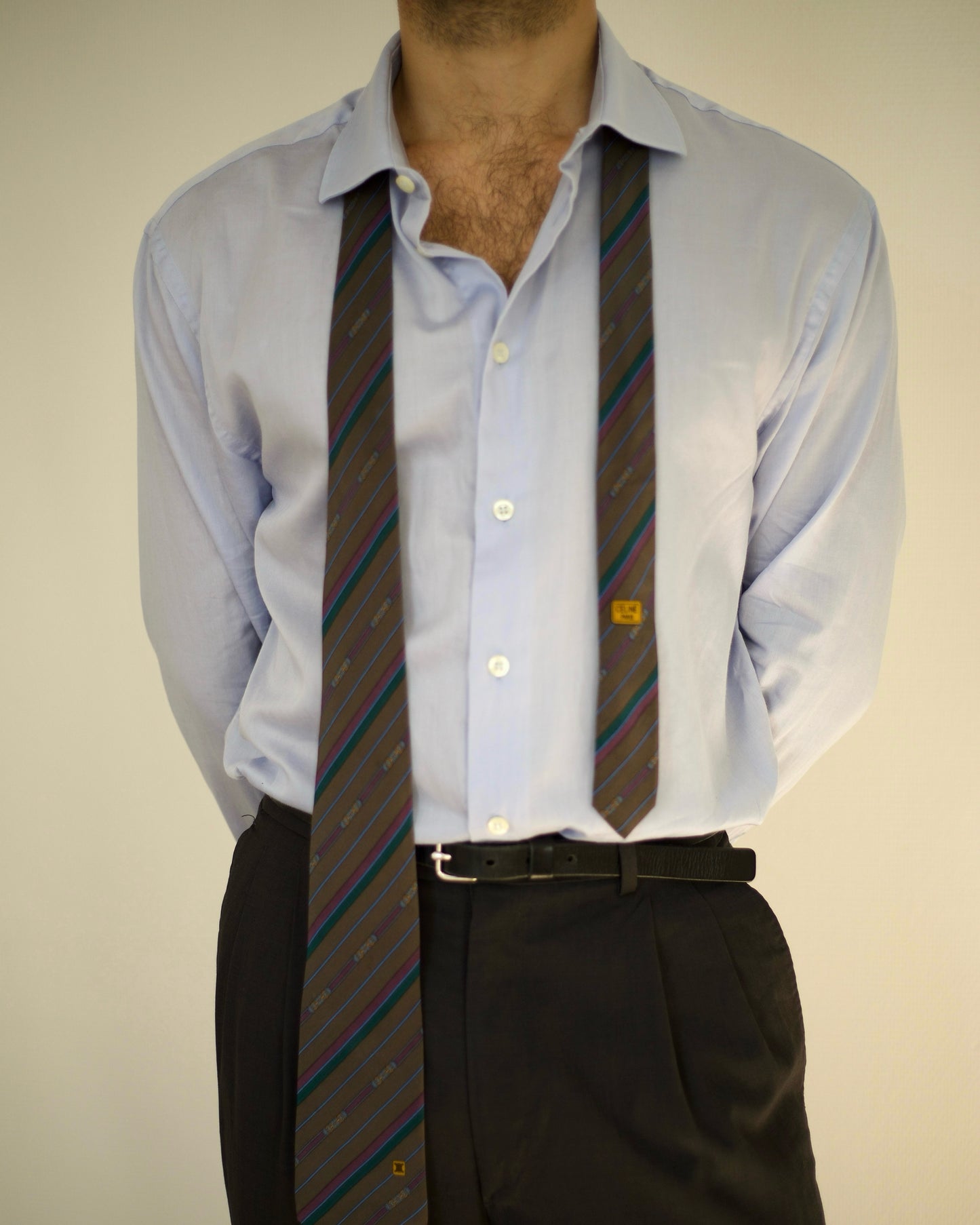 Cutaway Collar Shirt (L/XL)