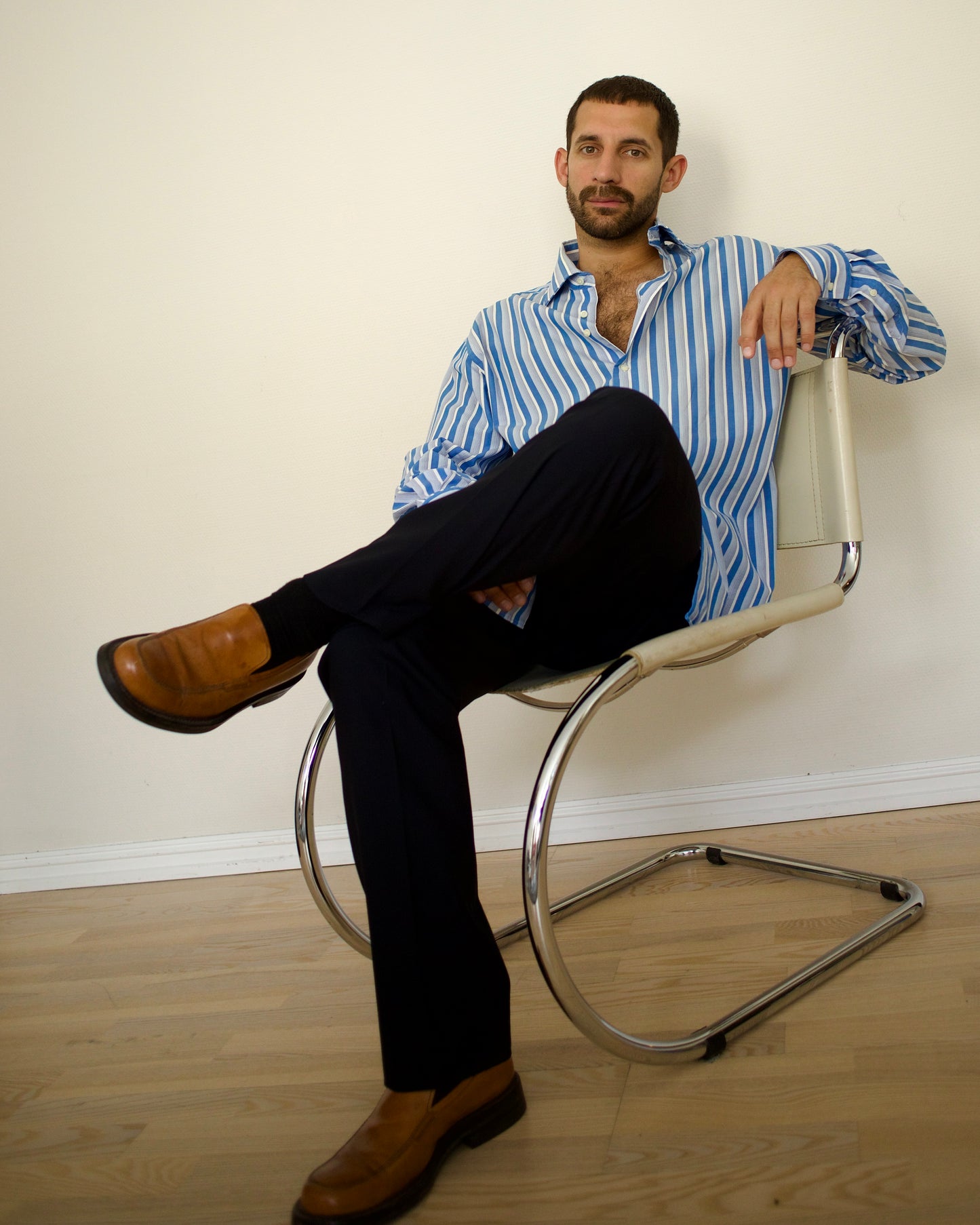 Cutaway Collar Shirt (XL)