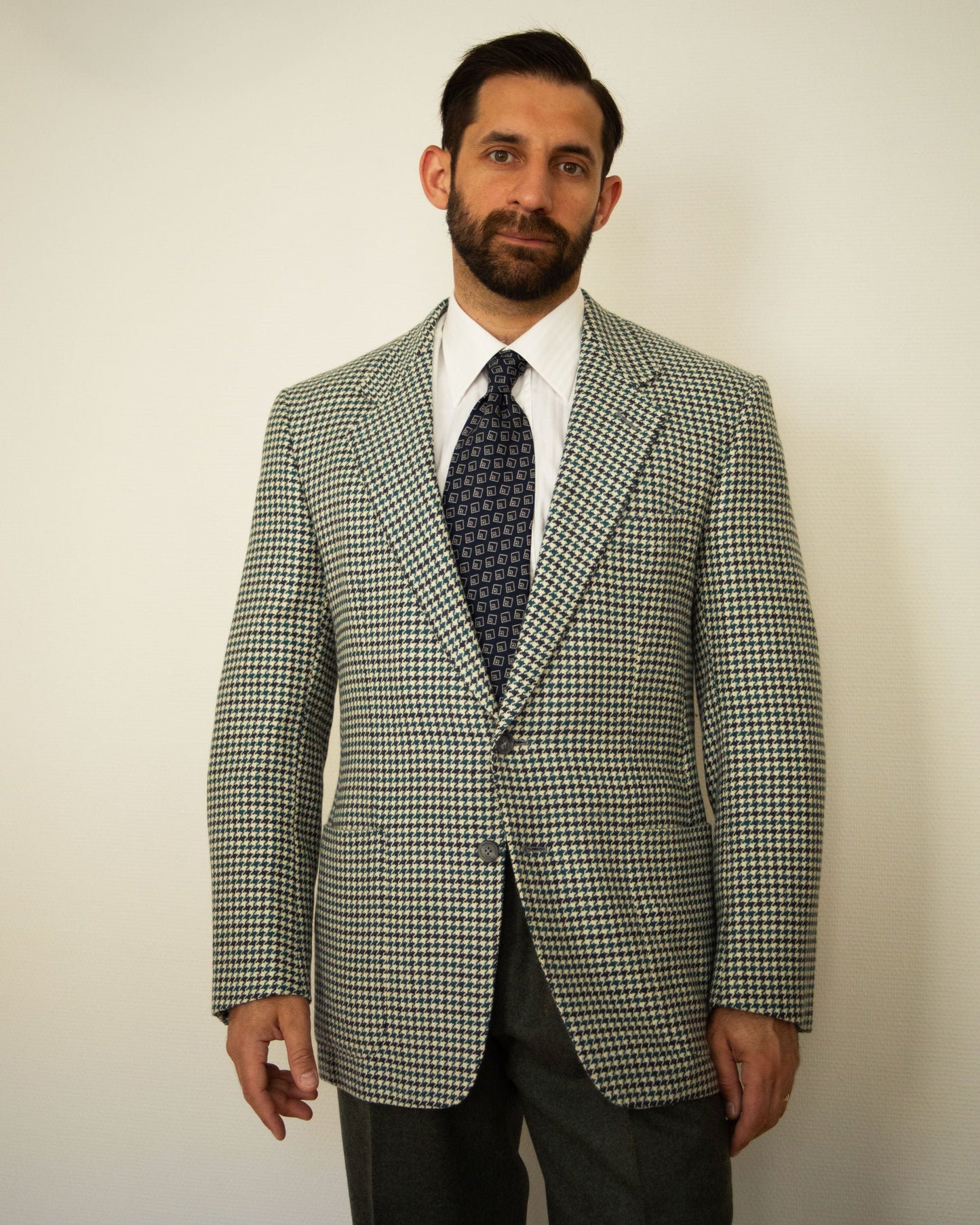 Houndstooth Wool Suit (50)