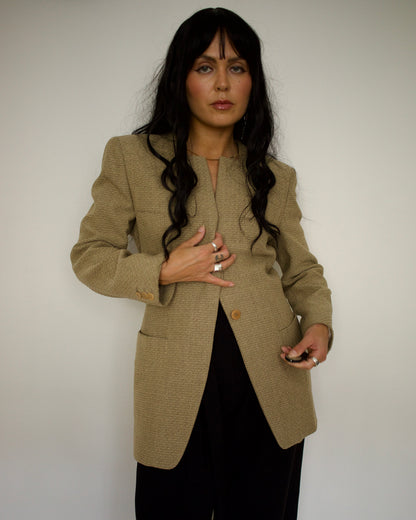 Model styling vintage Emporio Armani beige cashmere wool collarless blazer with black outfit
