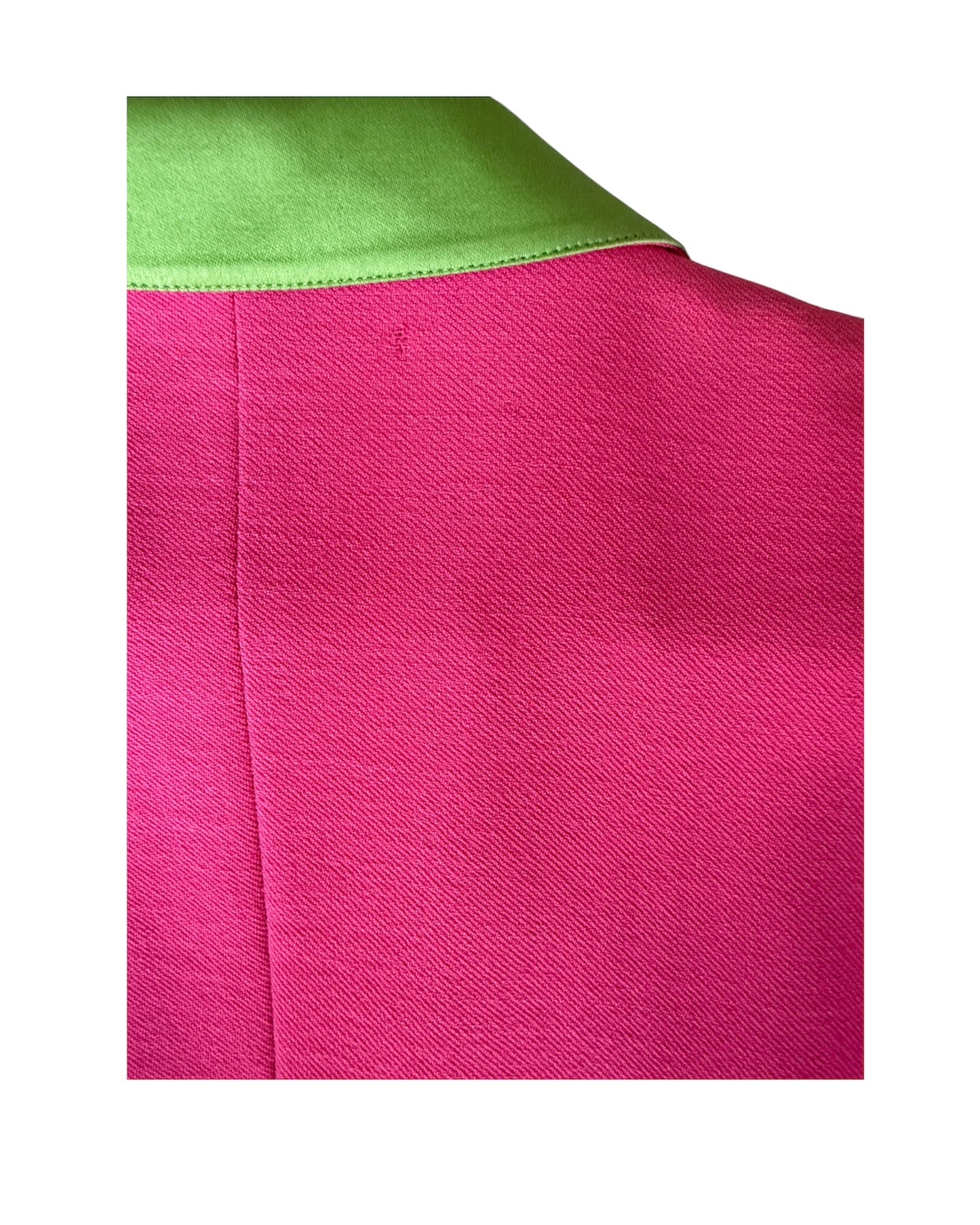 Close-up of the fabric and seam detailing on the Roccobarocco blazer